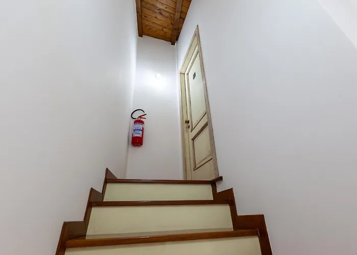 Aura אגריג'נטו