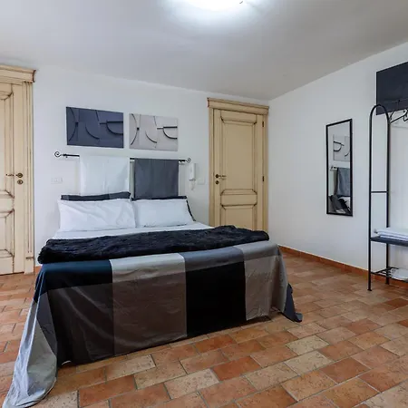 Apartament Aura *