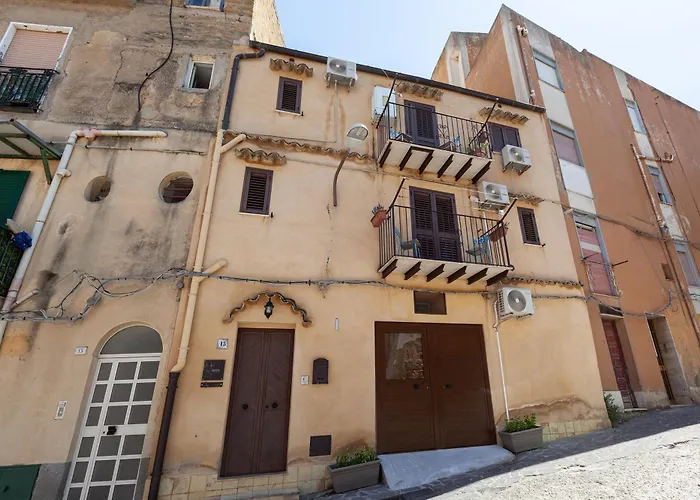 Апартаменты Aura *